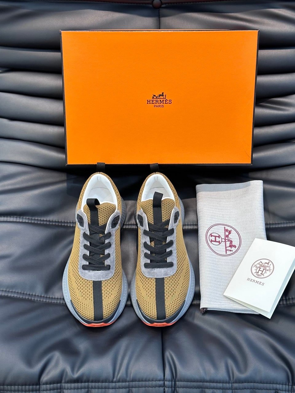 Hermes Heros Sneaker Khaki Gray H232985Zh1R400 view 9