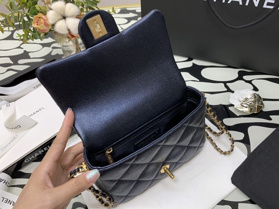 Chanel Grained Mini Flap Bag 19Cm/7.4in Black As2855 view 7
