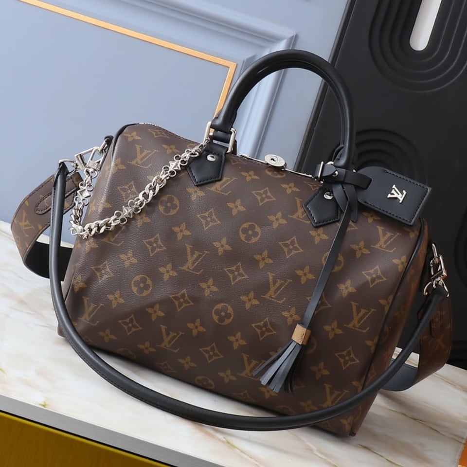 Louis Vuitton Speedy Soft 30 Dark Brown 30Cm M12243 view 3