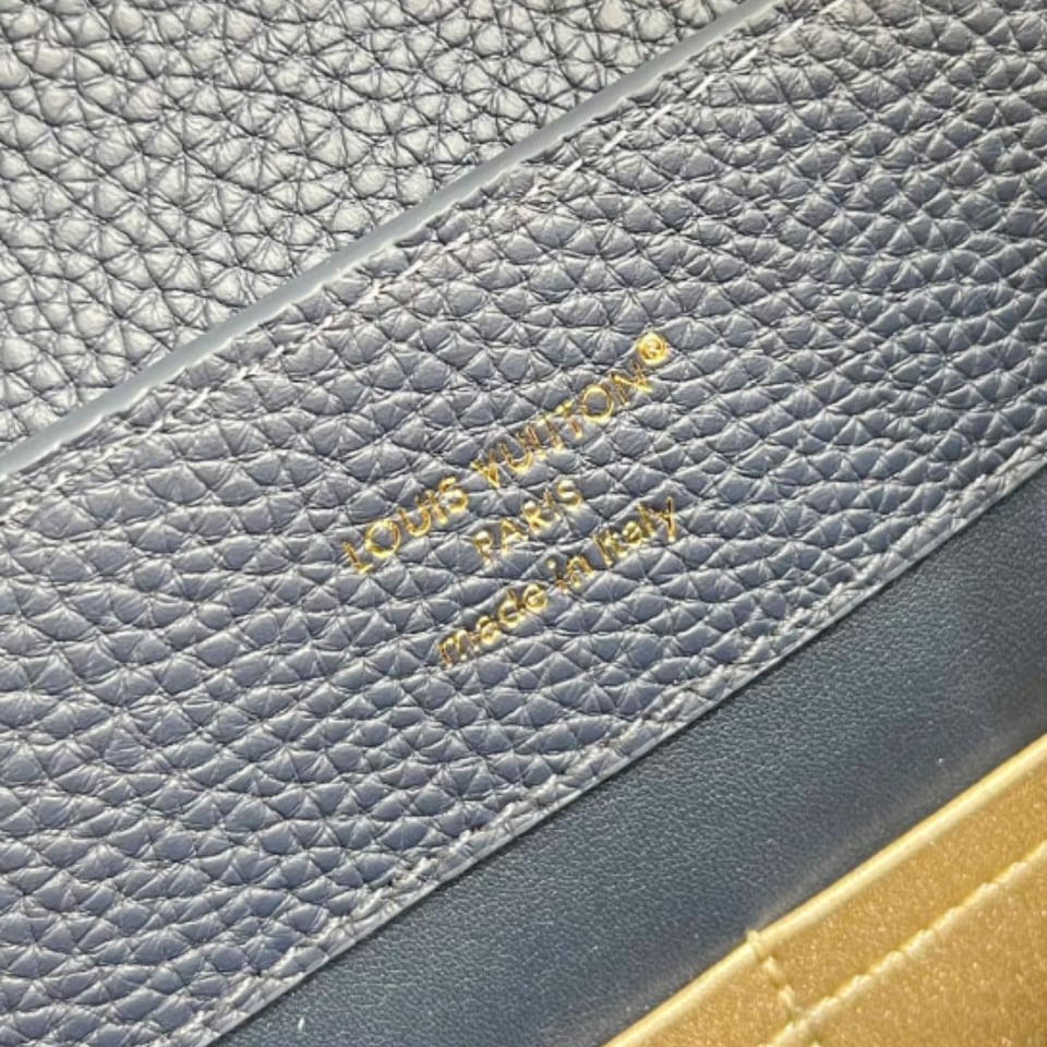 Louis Vuitton Capucines MM M27035 Navy 31cm/12.2in view 9