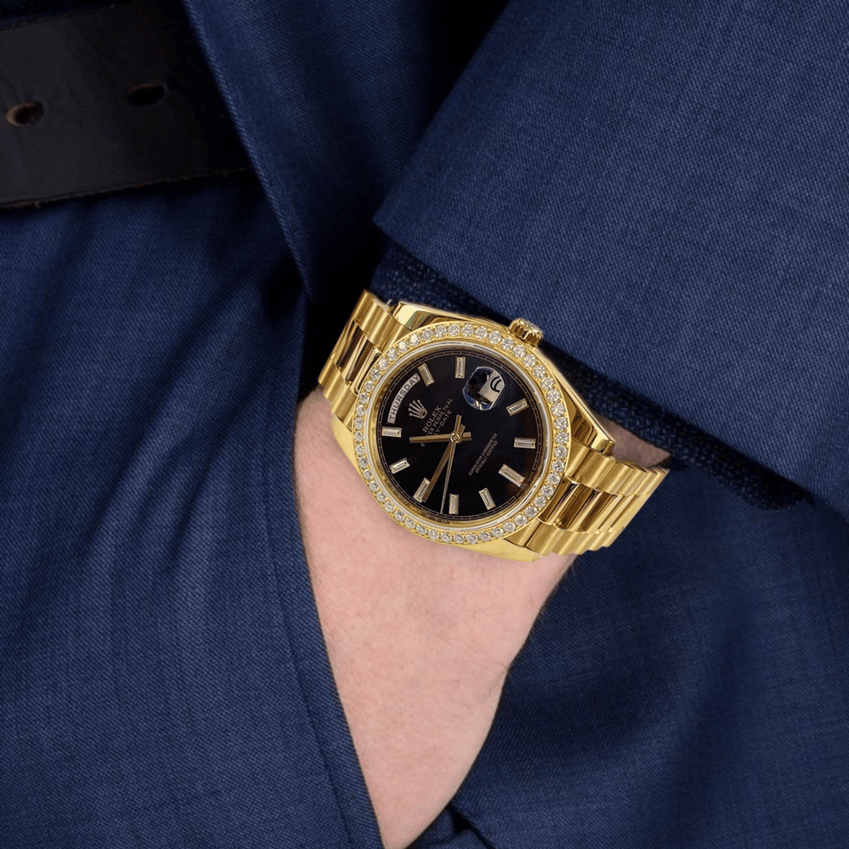 Rolex Day-Date 40 mm Bright black Dial 228348RBR view 5