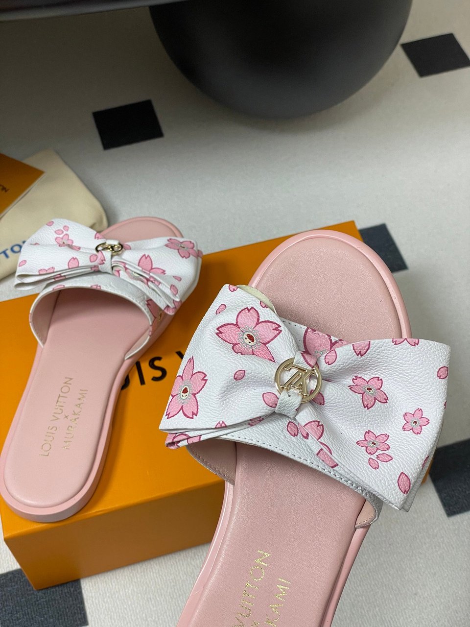 Louis Vuitton x Takashi Murakami Lily Flat Mule Bow Slide Sandals Pink Canvas 1AGVYA view 10