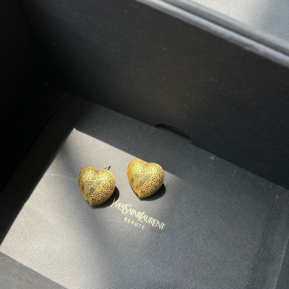 Saint Laurent Ysl Heart Earrings Gold view 5