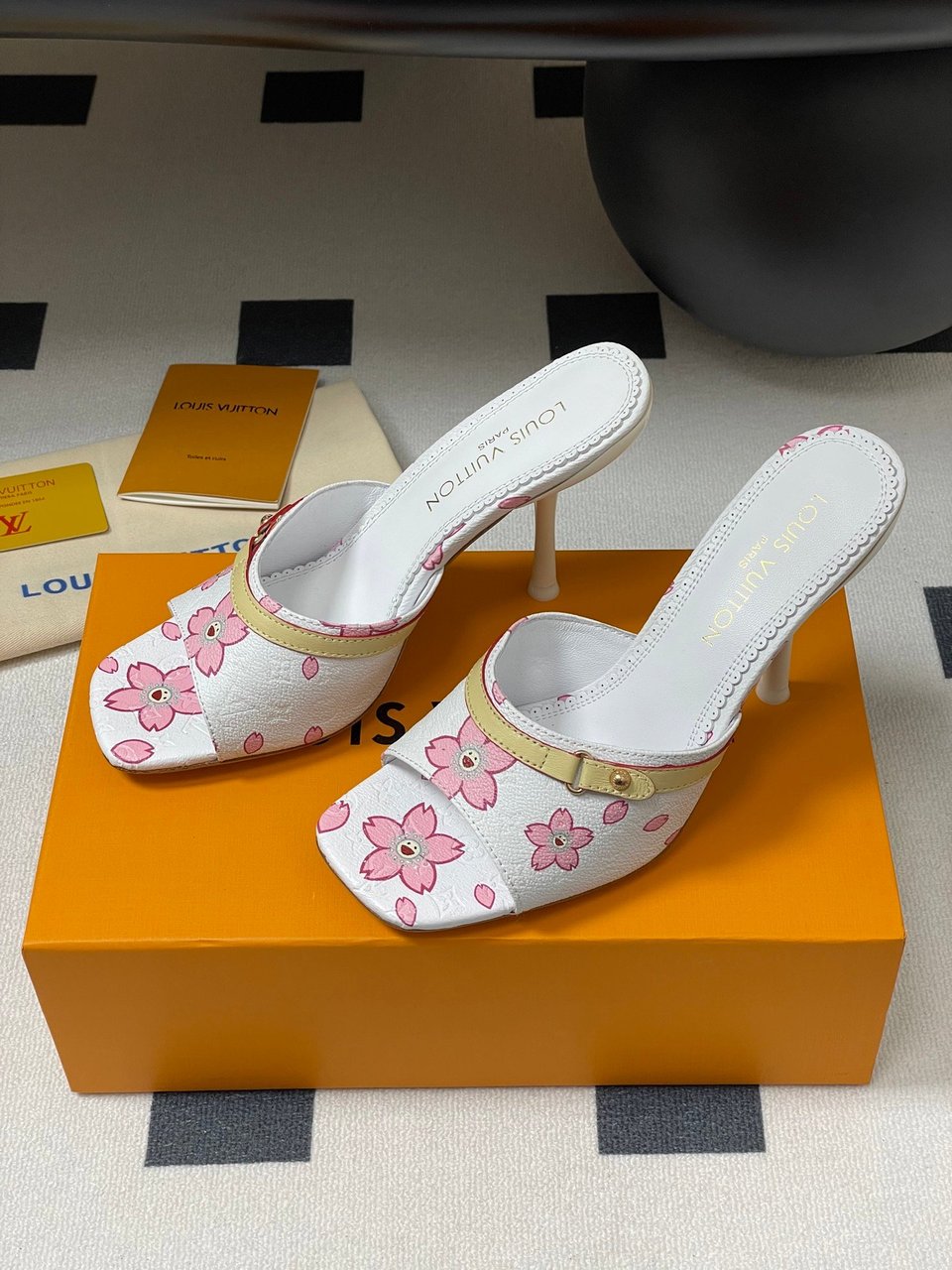 Louis Vuitton x Takashi Murakami Cherry Blossom Mule White Monogram Canvas view 5