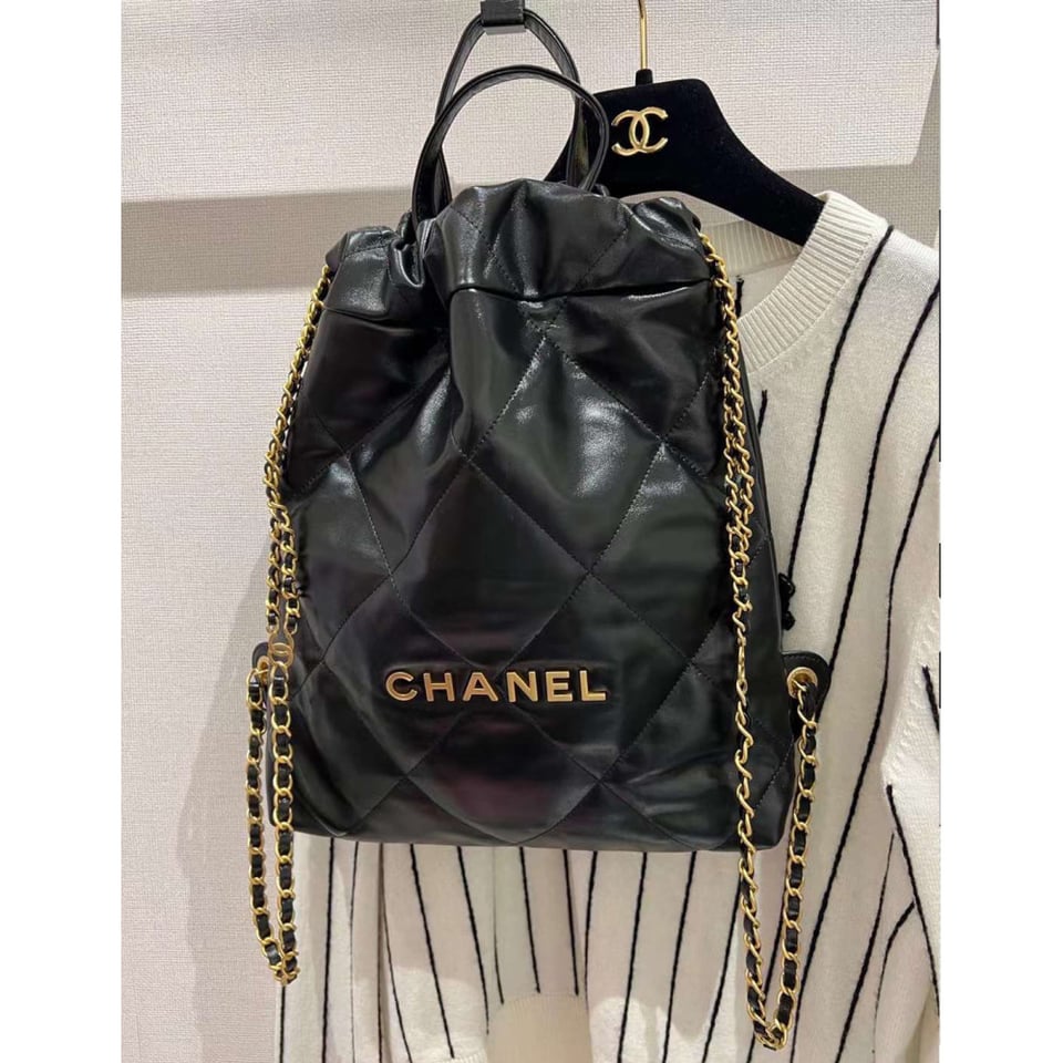 Chanel 22 Backpack in Black Shiny Calfskin 34cm view 5