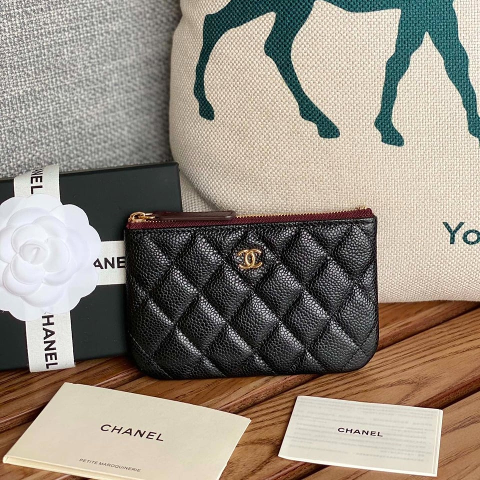 Chanel Zipped Wallet 15 Black Caviar Gold Hardware