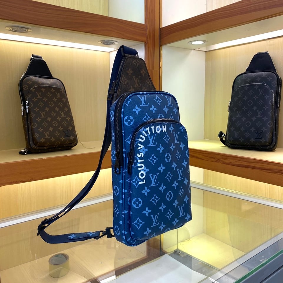 Louis Vuitton Avenue Nm Crossbody Bag Monogram Blue 31Cm M23782 view 6