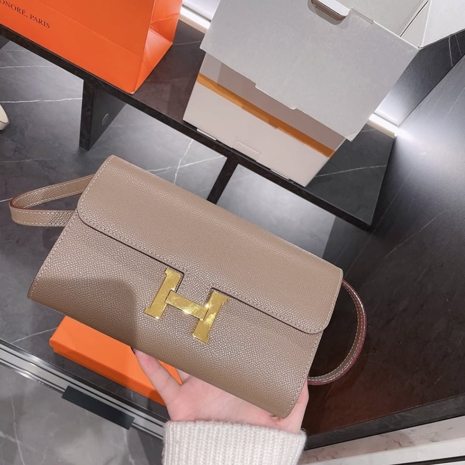 Hermes Constance To Go Epsom Etoupe 21Cm view 3