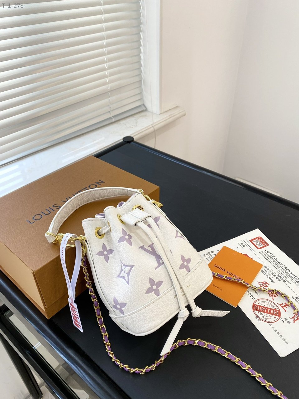 Louis Vuitton Noe Nano White With Purple 17Cm M82933 view 4