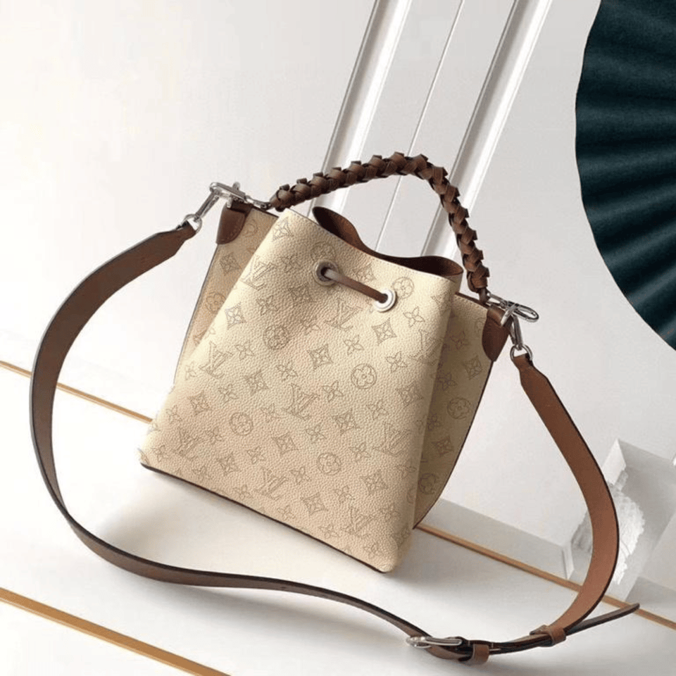 Louis Vuitton Muria 25Cm Cream view 4