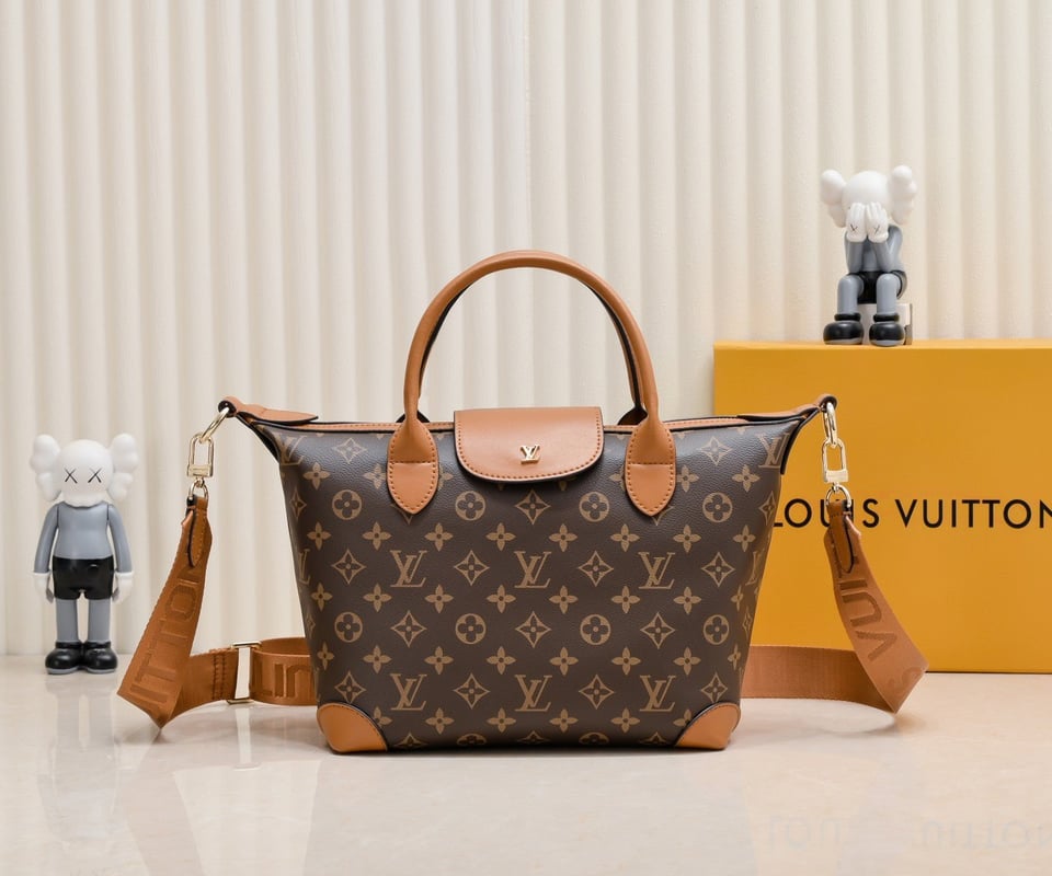 Louis Vuitton Tote Bag Monogram Canvas Brown 26Cm view 7