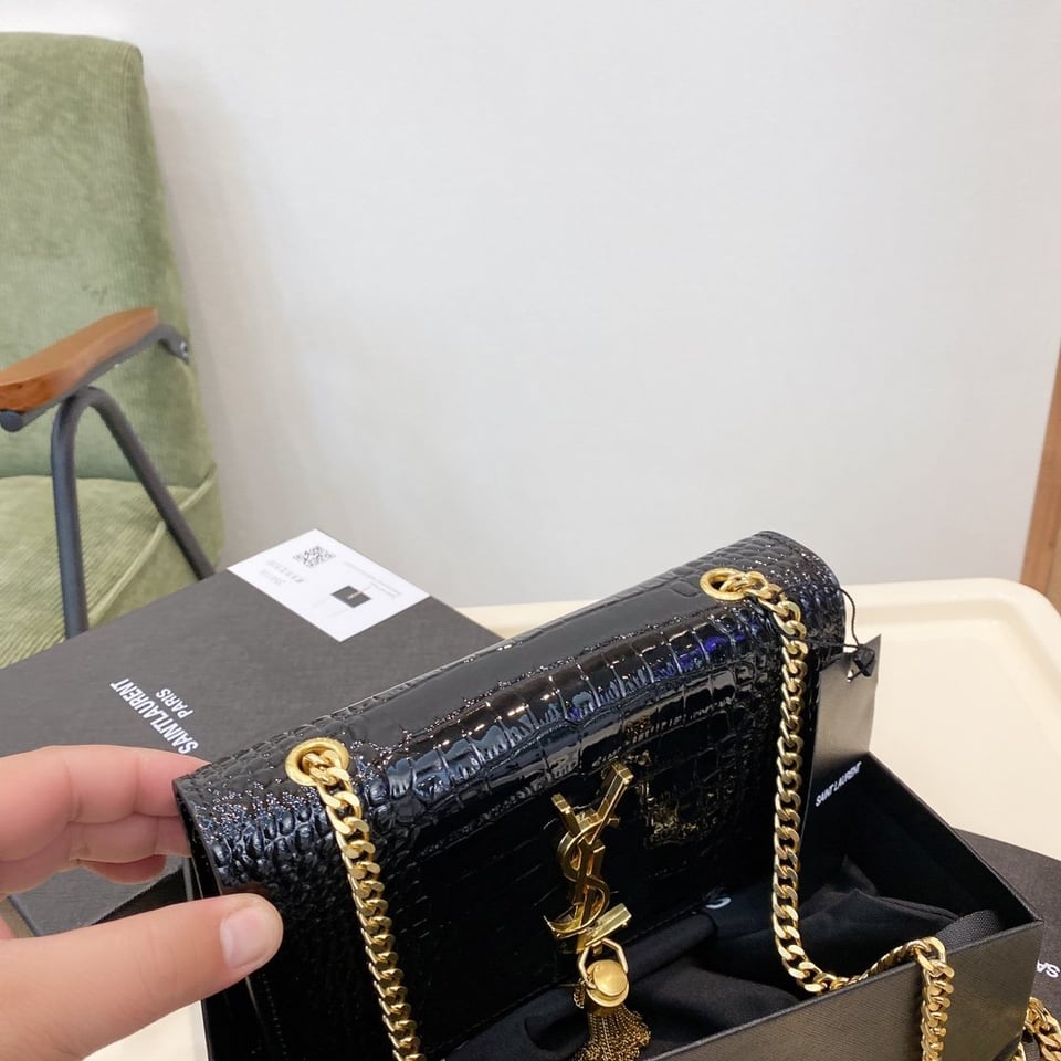 Saint Laurent Kate Medium Chain Bag With Tassel In Shiny Leather Black view 6