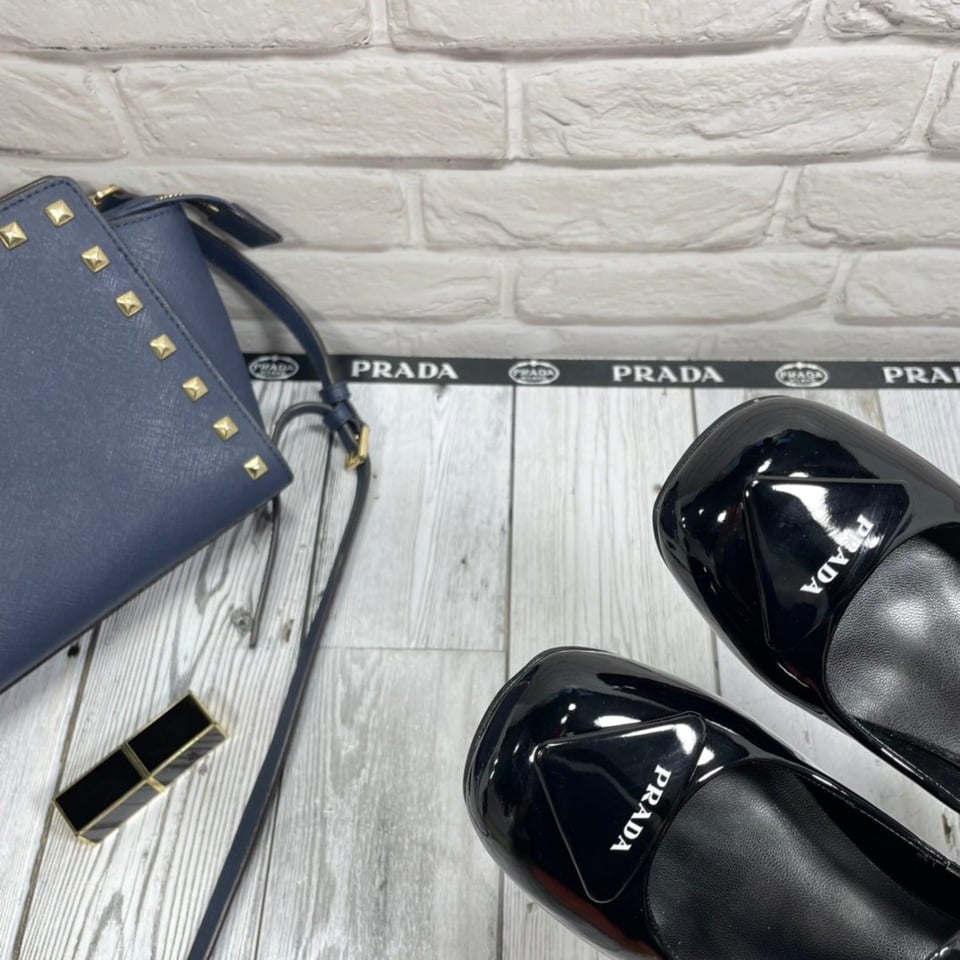 Prada Women’S Logo Patch Heeled Pumps Black 1I768Mf045069 view 7