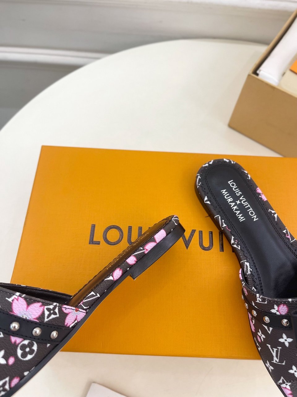 Louis Vuitton x Takashi Murakami Cherry Blossom Flat Slide Black Monogram with Bow view 6