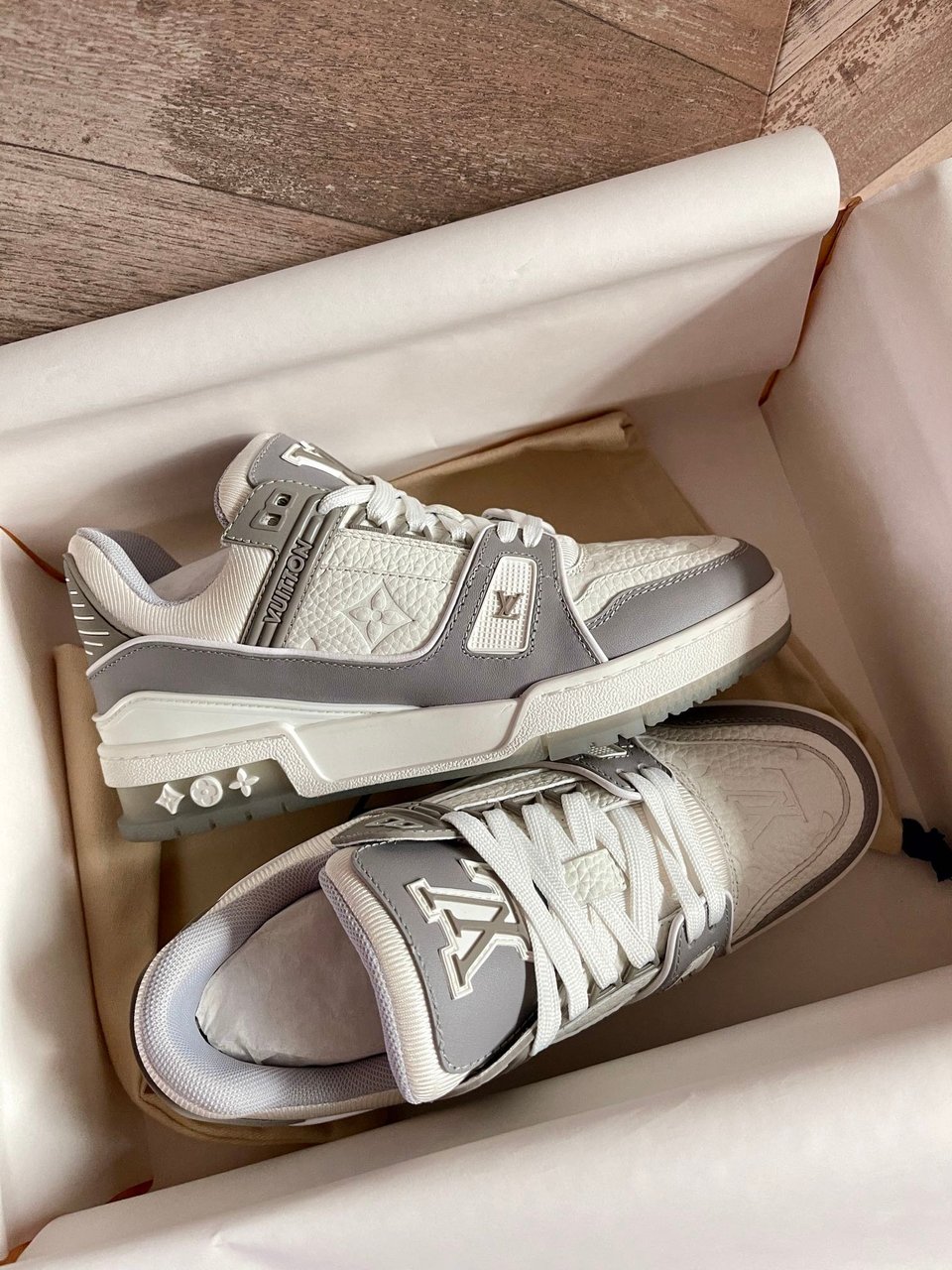 Louis Vuitton Lv Trainer Sneaker Grey White 1A8Kba view 5
