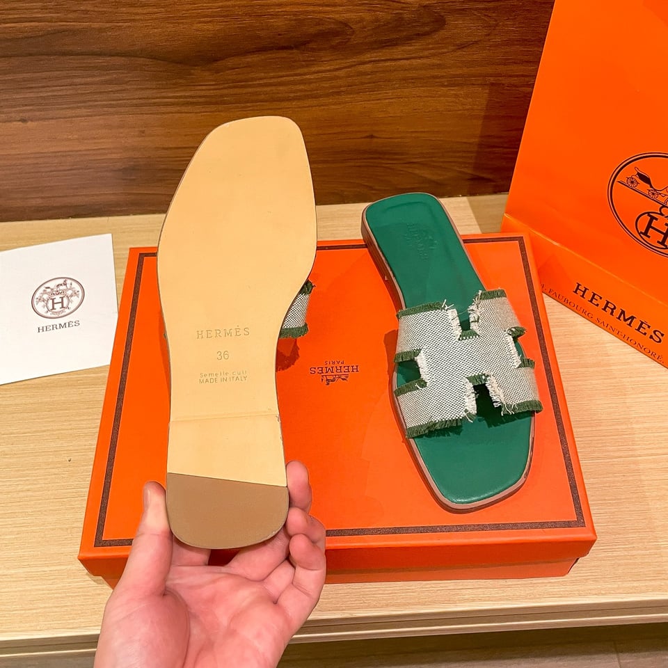 Hermes Oran Sandal Green H231095Z V1350 view 8