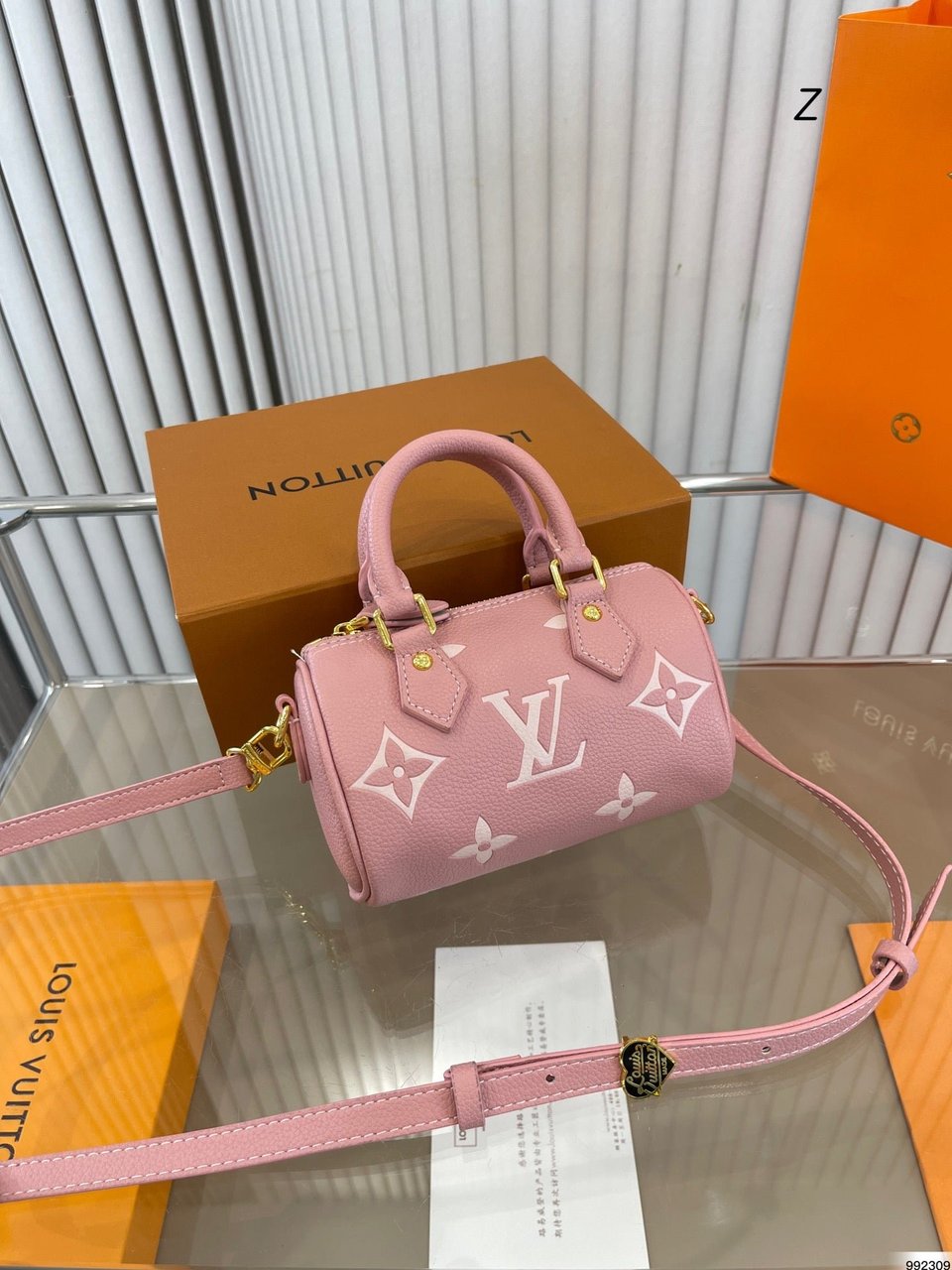 Louis Vuitton Nano Speedy Monogram Canvas Pink 17Cm M81456 view 3