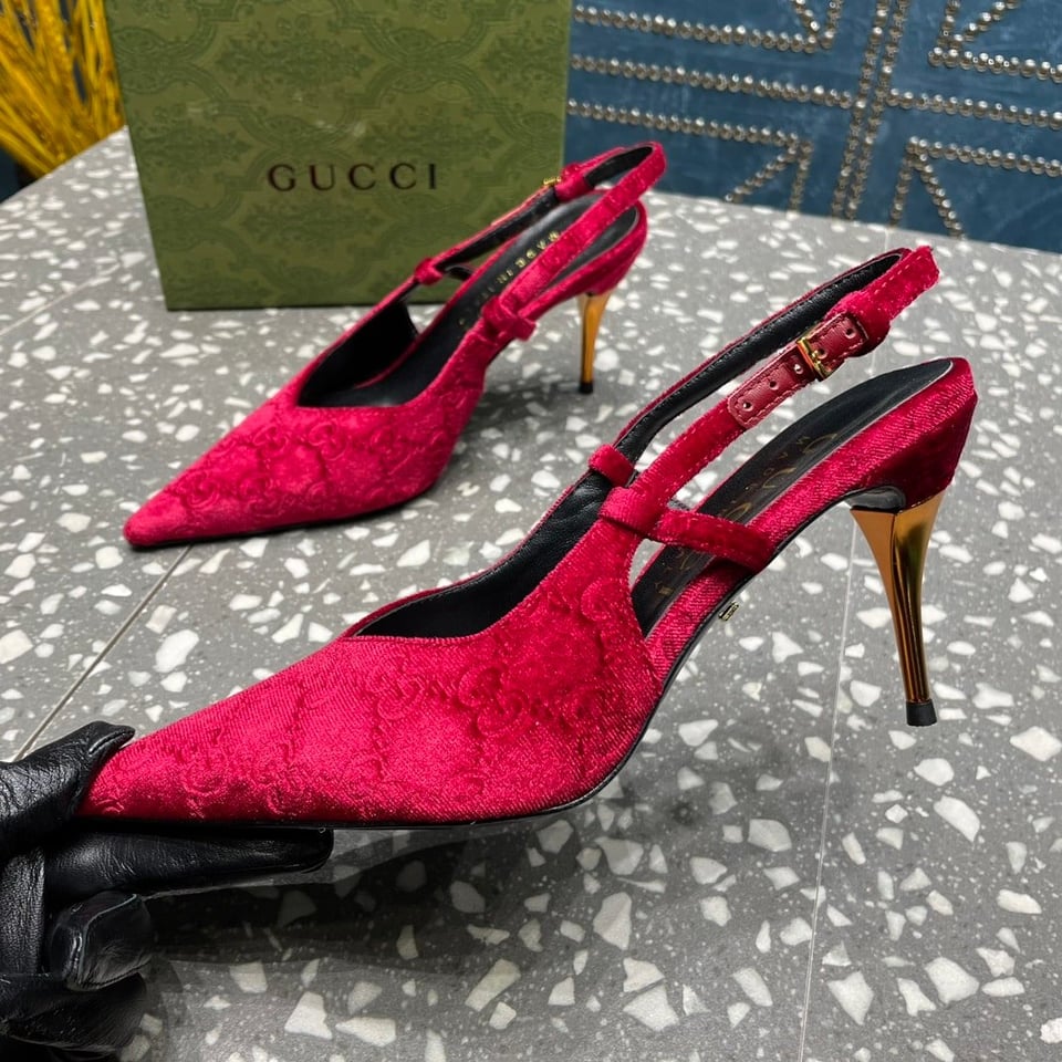 Gucci Women’S Platform Pump Pink Velvet view 4