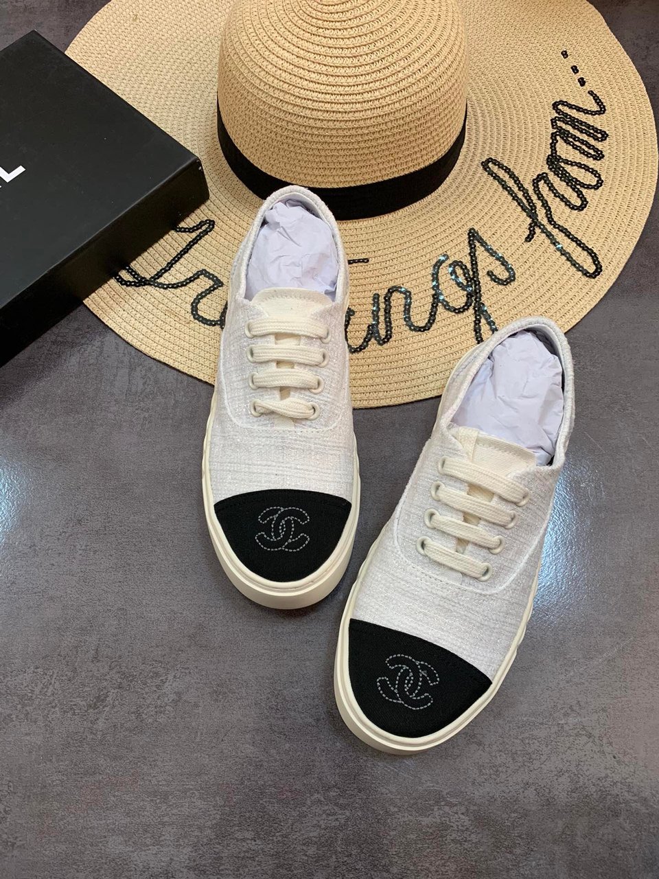 Chanel Cc Sneakers Canvas Mix In White view 5