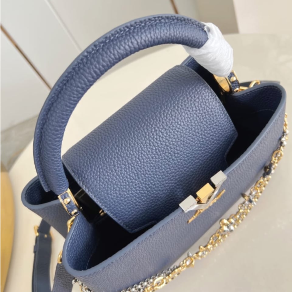Louis Vuitton Capucines MM M27035 Navy 31cm/12.2in view 6