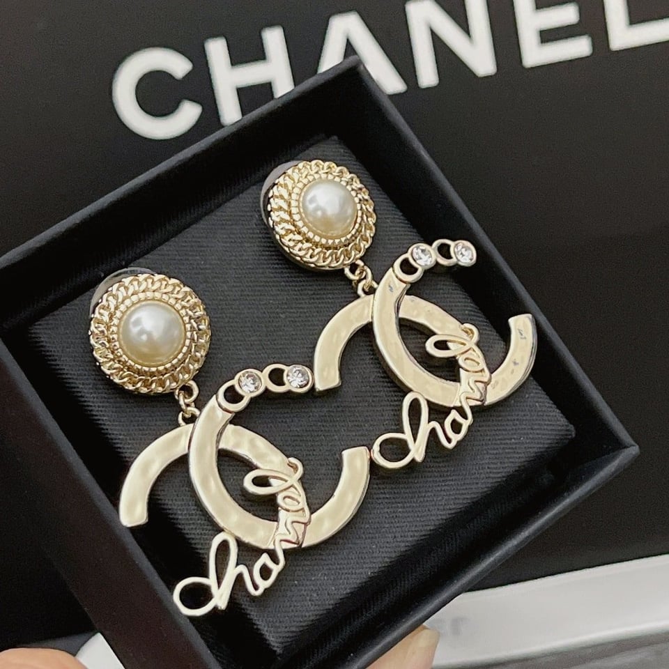 Chanel Earrings With White Pearls And Gold Metal view 6