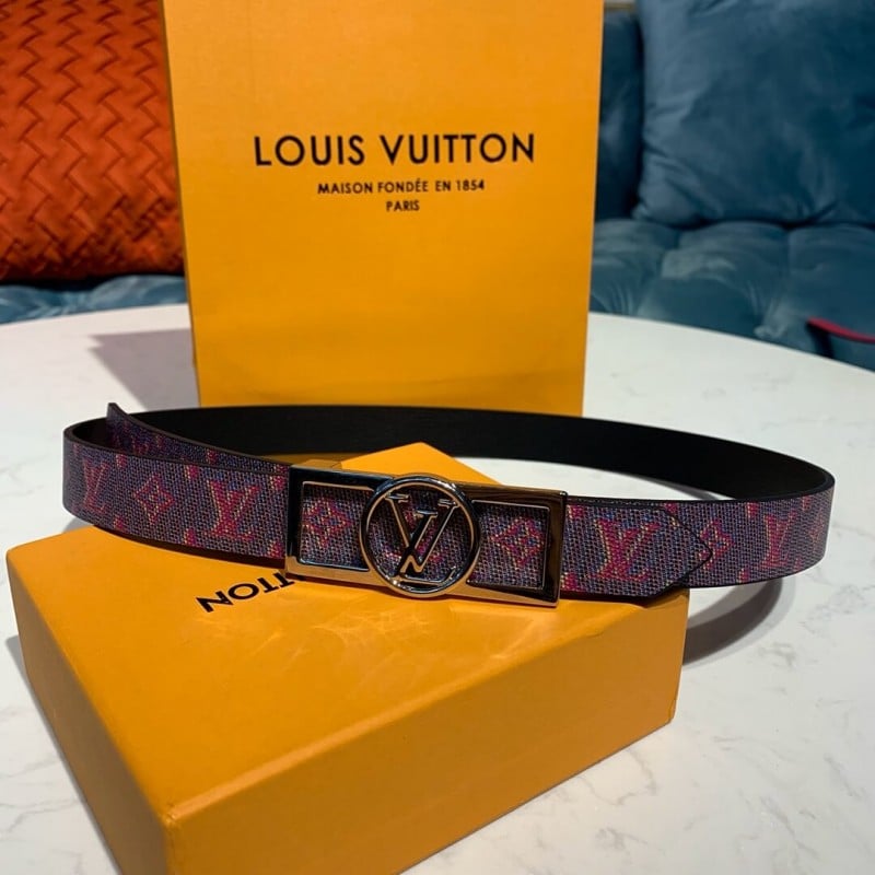 Louis Vuitton Dauphine 25mm Reversible Belt MP139U view 8