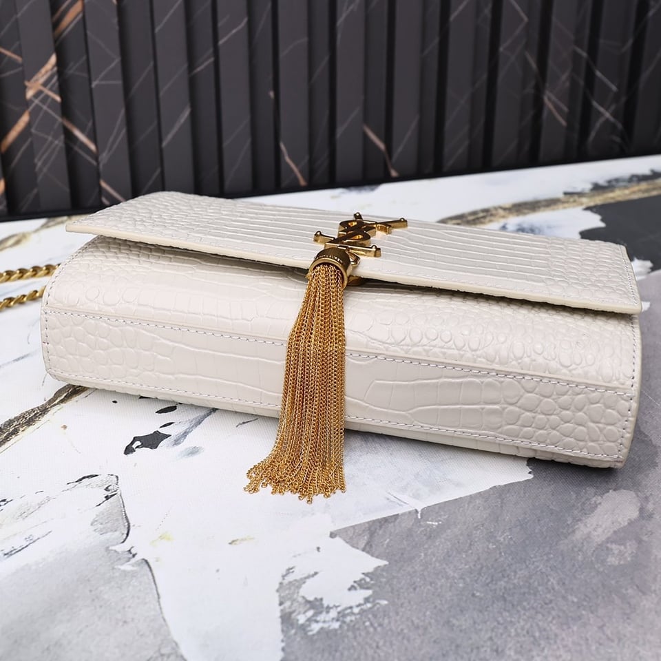Saint Laurent Kate Medium Chain Bag With Tassel In Shiny White view 9