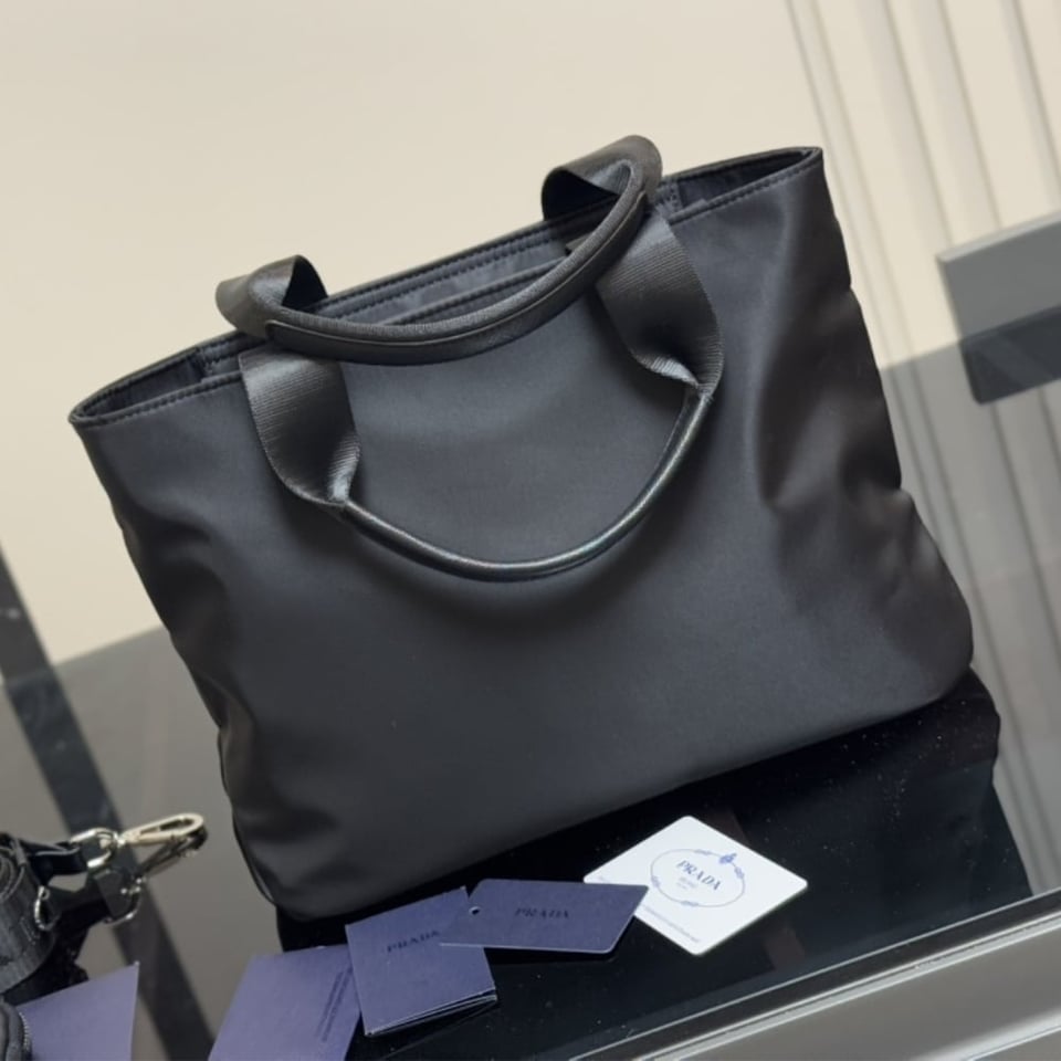 Prada Re Nylon Tote Bag Black 32Cm view 6
