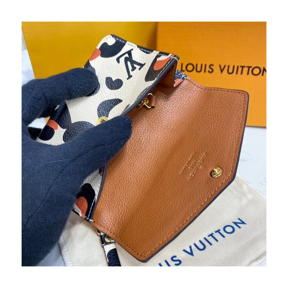 Louis Vuitton Key Pouch Caramel view 8