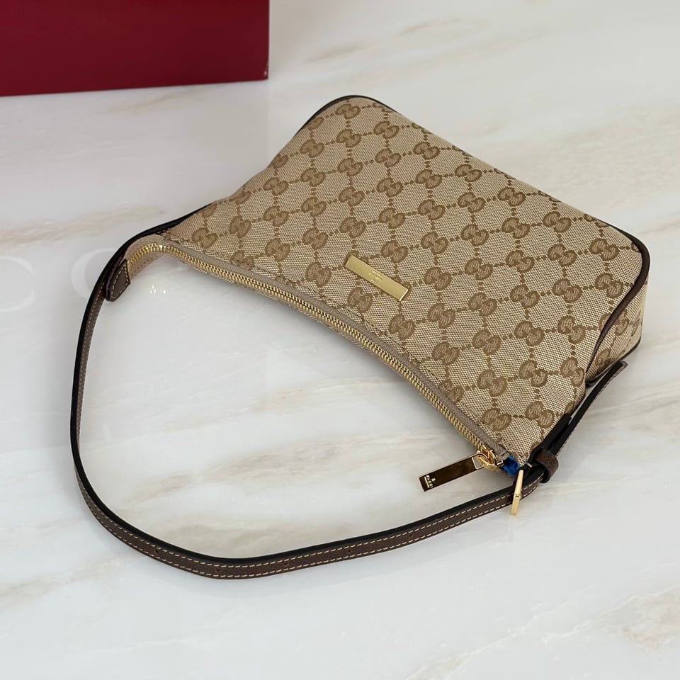 Gucci Lady Lunetta Small Shoulder Bag 22cm/8.7in Sand And Brown GG Canvas 874743 view 4