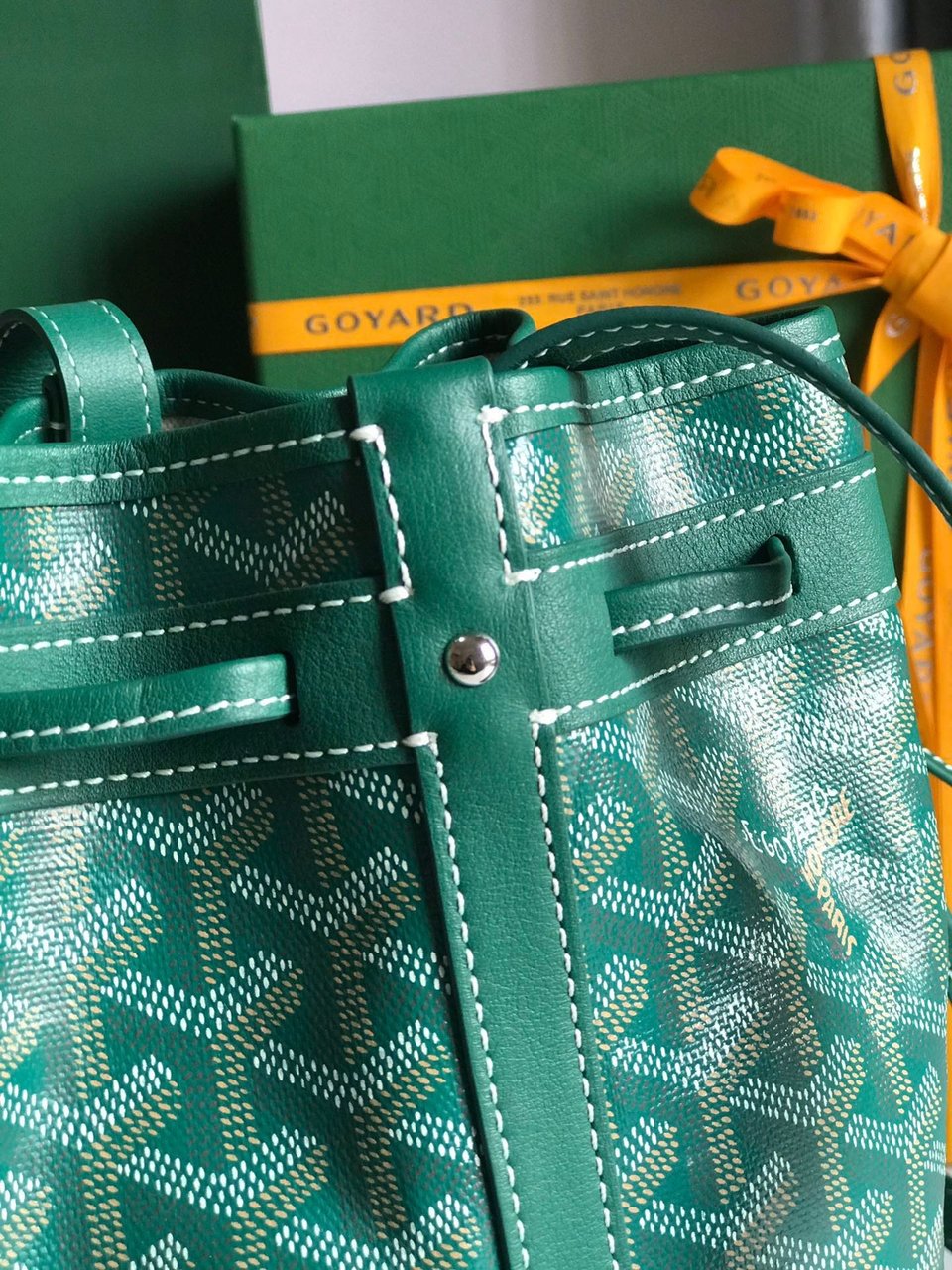 Goyard Petit Flot Bucket Bag 22 Cm Green Goyardine Canvas And Lambskin Trim view 4