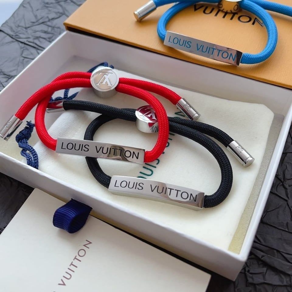 Louis Vuitton Space Bracelet Black M00273 view 3