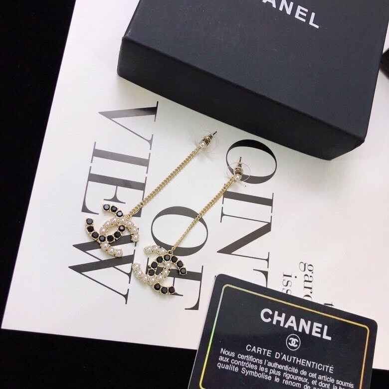 Chanel Cc Earrings view 4