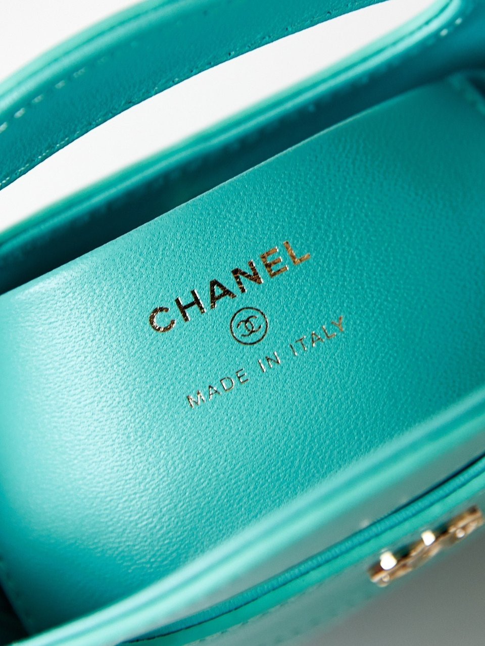 Chanel 24S31 Nano Shopping Bag 17.5Cm Cloud Blue Lambskin Gold Hardware view 9