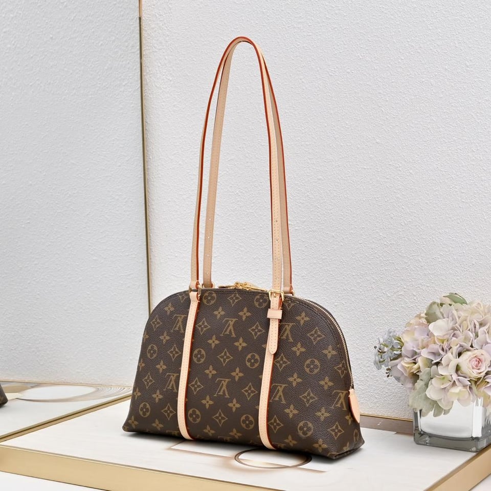 Louis Vuitton Squire PM Bag 30cm M28951 view 4