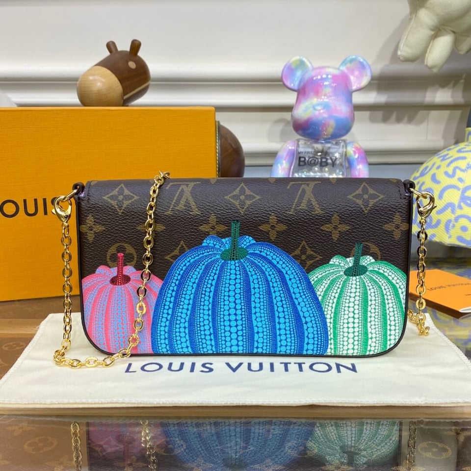 Louis Vuitton Louis Vuitton Lv X Yk Felicie Pochette M82108 view 11