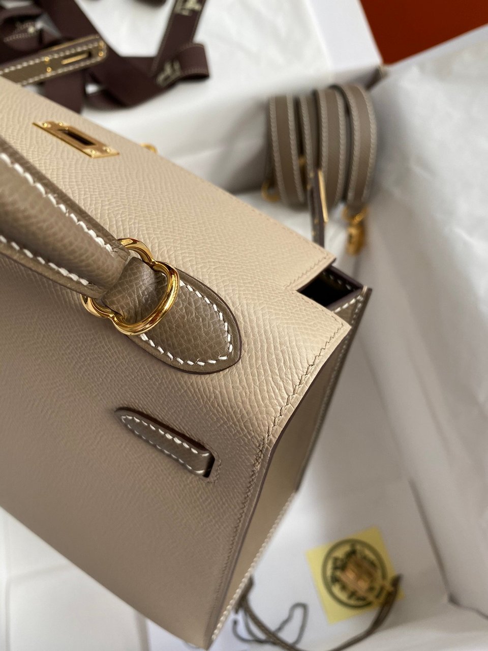 Hermes Kelly 25 Bag In Light Beige Epsom Leather For Women 25cm/10in view 7