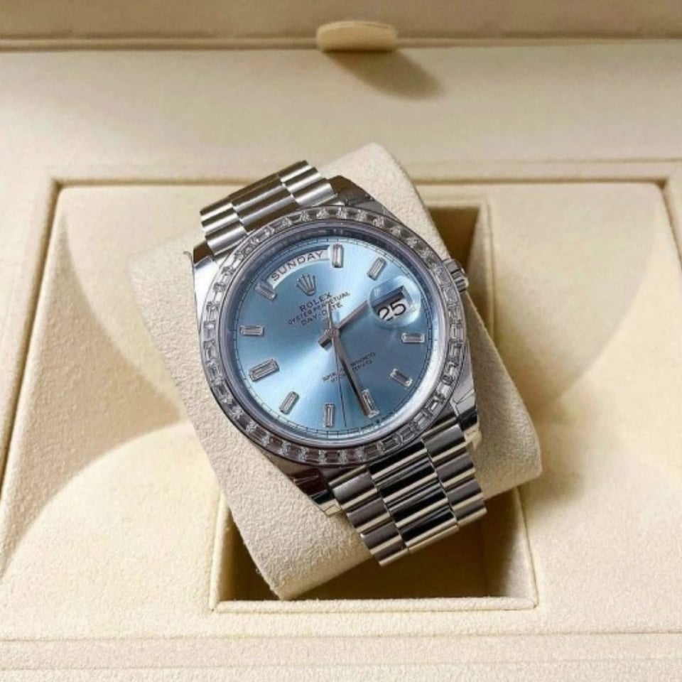 [Superclone] Rolex Day-Date 40mm Ice-Blue Dial President 228396TBR view 2