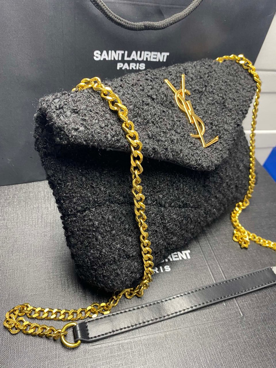 Saint Laurent Small Loulou Boucle Bag Black 23Cm view 4