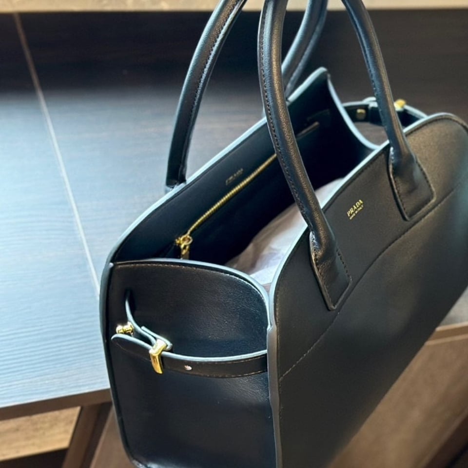 Prada Large Leather Tote Bag With Buckles Black 32Cm view 5