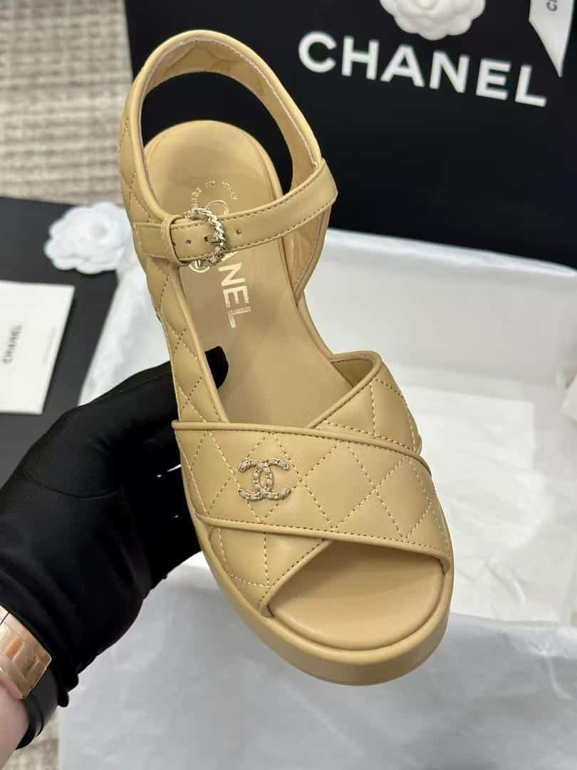Chanel Quilted Sandals Beige G39918 view 6