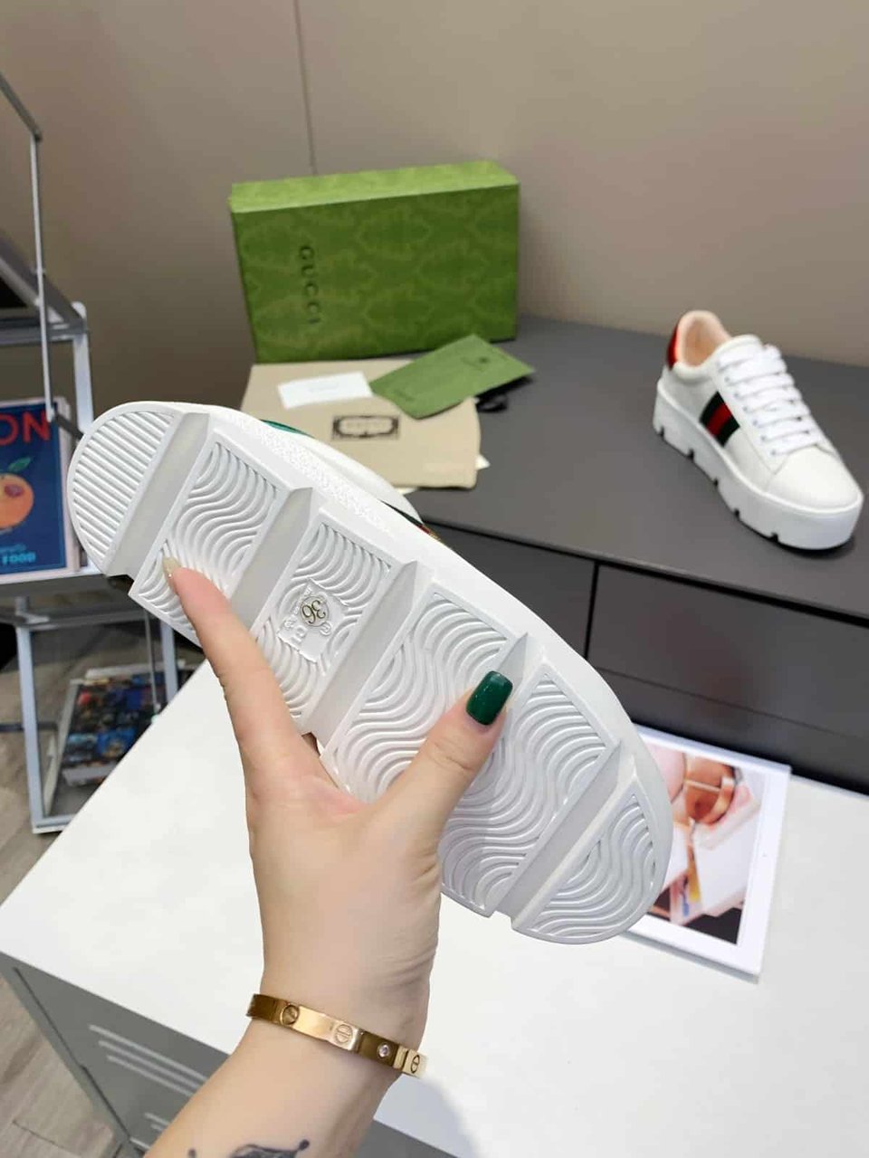 Gucci Ace Embroidered Platform Sneaker ?White 577573 Dope0 9064 view 9