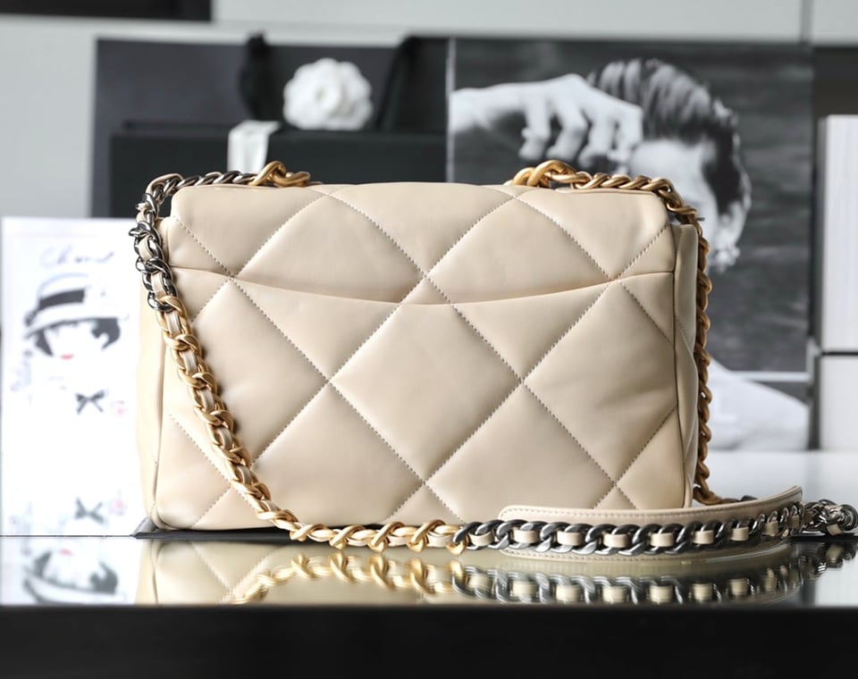Chanel 19 Flap Bag Beige 30cm view 7