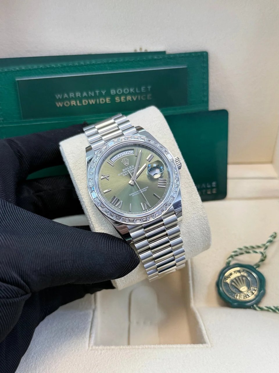 [Superclone] Rolex Day-Date 40mm Olive Green Dial President 228396TBR view 4