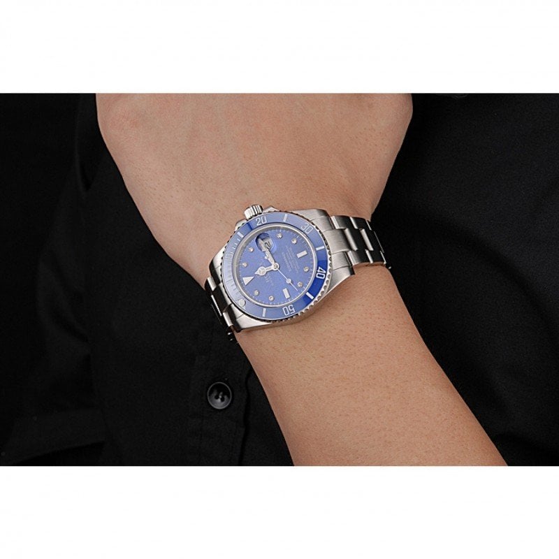Rolex Submariner 40mm Blue Dial 622638 view 11