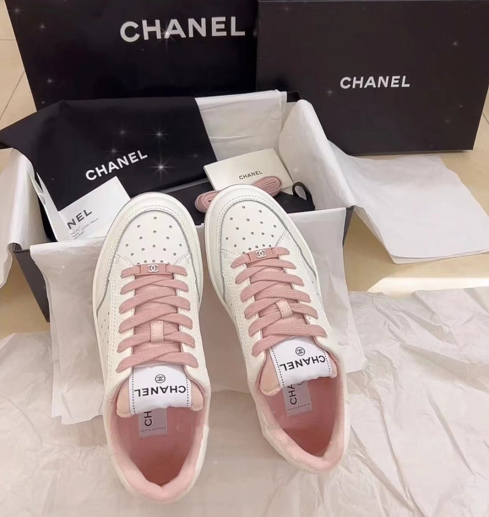 Chanel Runner Trainer Sneakers White And Pink G35934 view 10