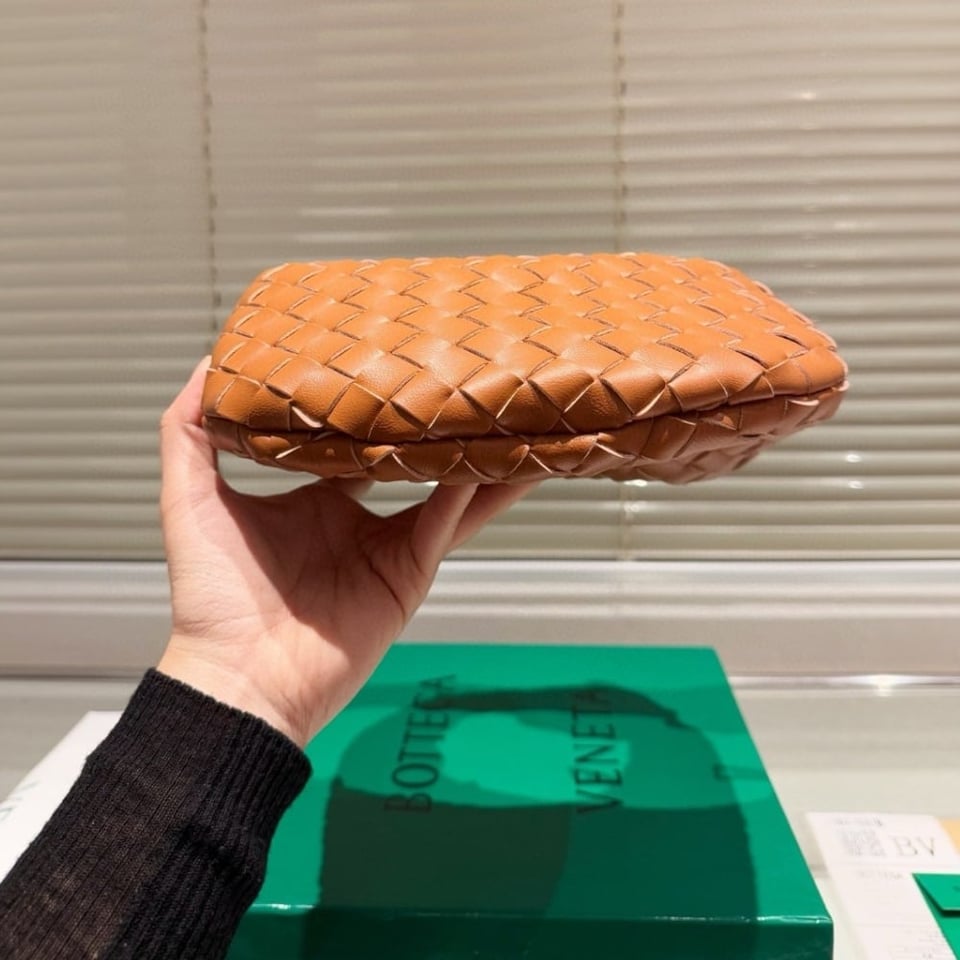 Bottega Veneta Mini Jodie Bag In Caramel 26Cm view 4