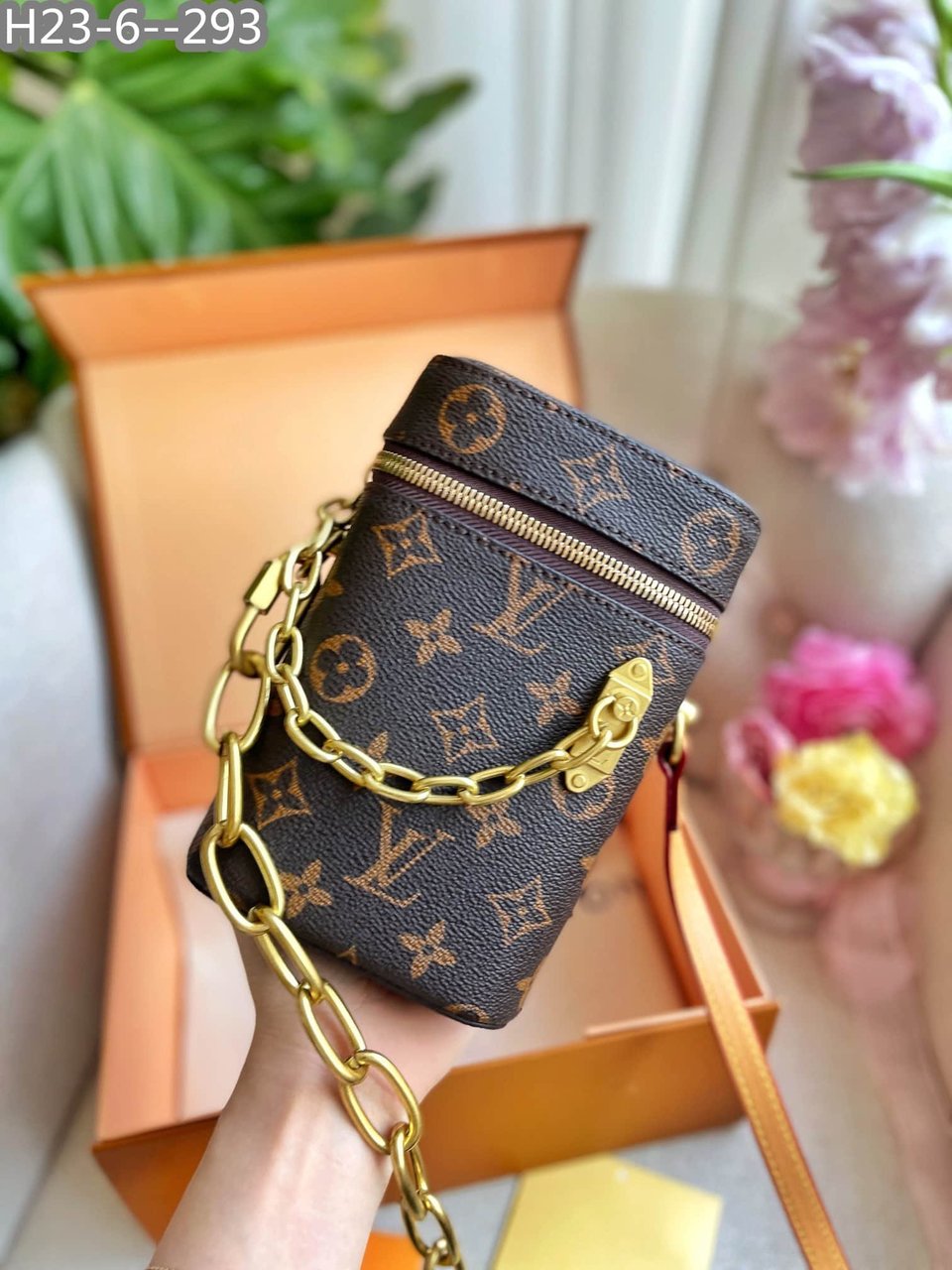 Louis Vuitton Phone Box Monogram Legacy Brown 18Cm M44914 view 8