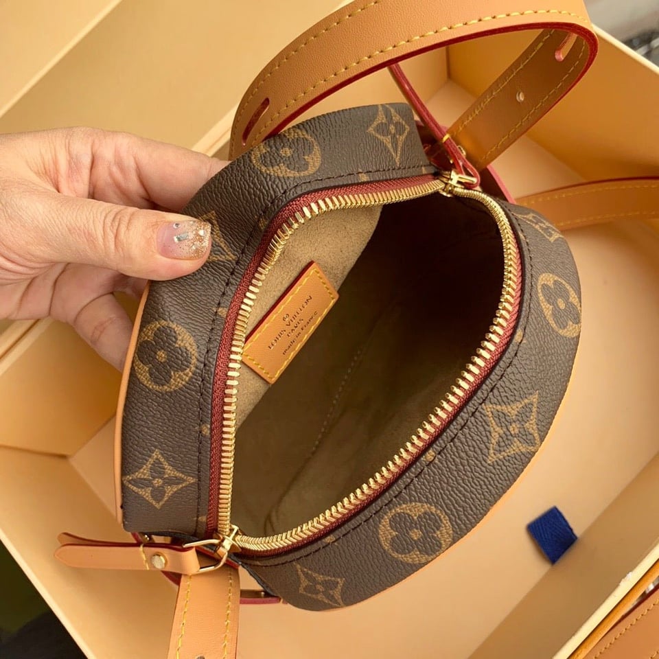 Louis Vuitton Boite Chapeau Souple Pm 18Cm view 7