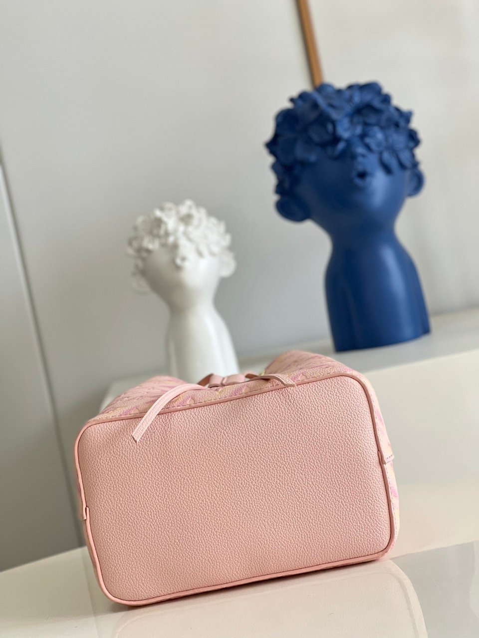 Louis Vuitton N Ono Bb 20Cm Pink view 9